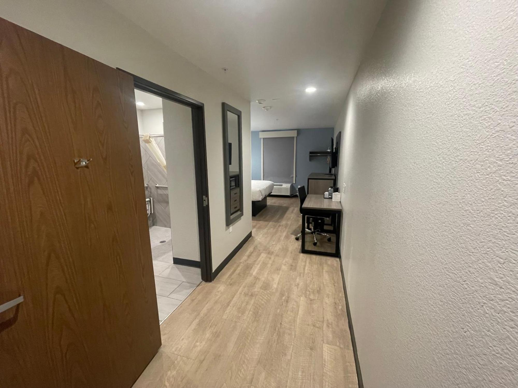 Hotel Clarion Pointe Fort Worth Zewnętrze zdjęcie